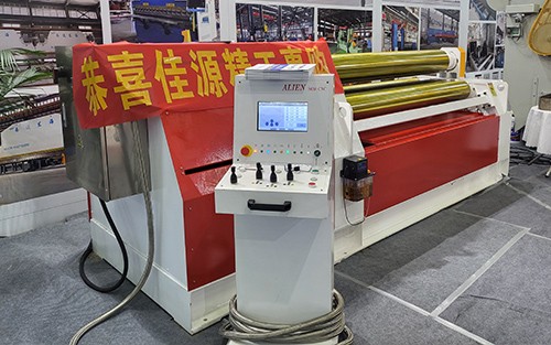 Full hydraulic CNC sliding rail type four-roll plate rolling machine